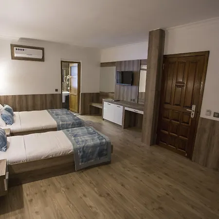 Homestay Oscar Boutique *