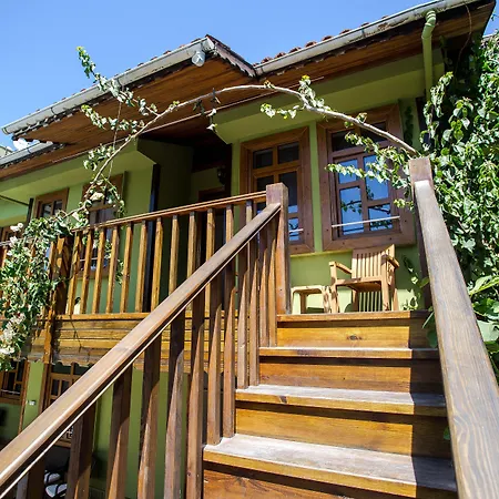 Homestay Oscar Boutique *